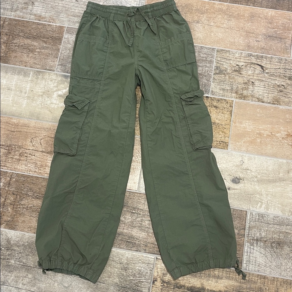 Aerie High Waisted Go For It Baggy Cargo Parachute Pants Size Small S - Picture 2 of 9